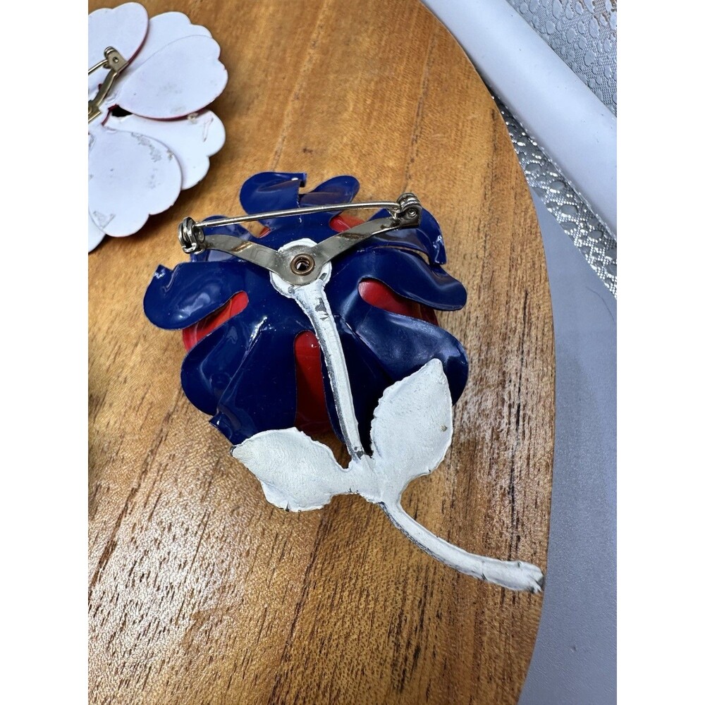 Red White & Blue Enamel Flower Pins Vintage Lot - Picture 11 of 16